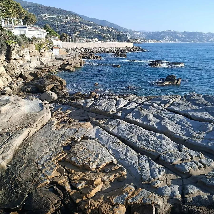 Affittacamere Agrilunassa Eco GuestHouse&Cottage Bordighera